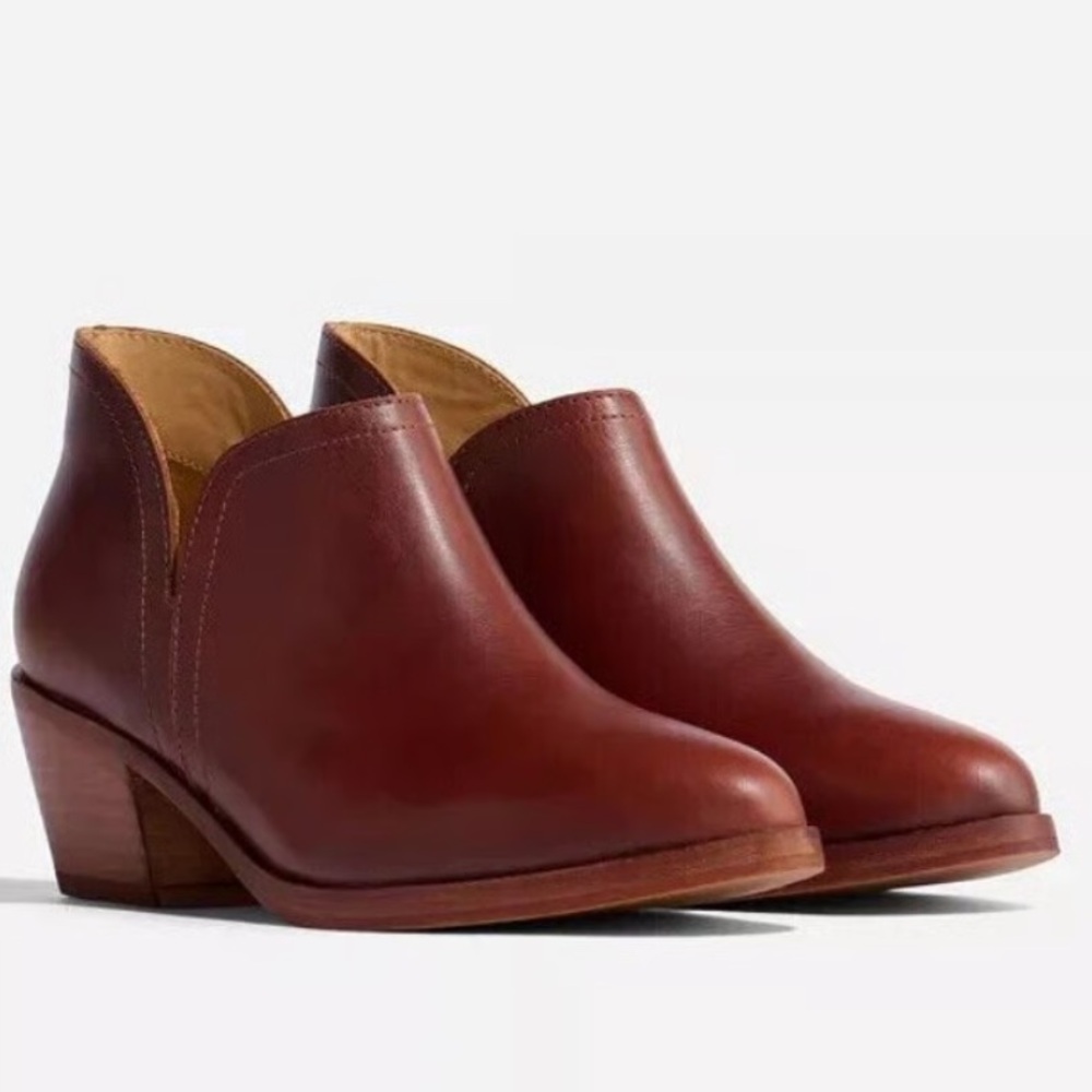 Nisolo Chestnut Leather Booties